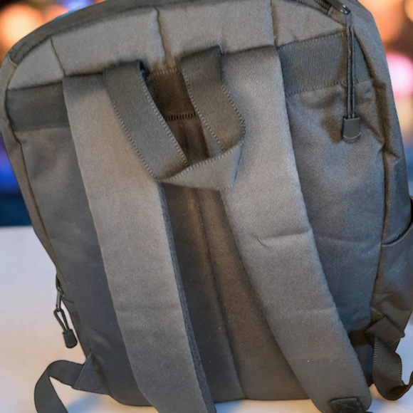 π©FUN DONUT BACKPACKπ© - Picture 6 of 7